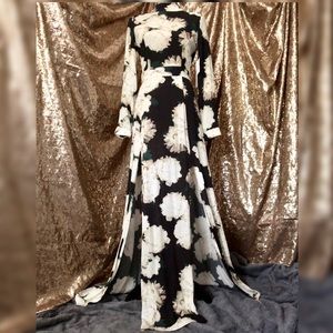 Flynn Skye NWT light and airy maxi dress